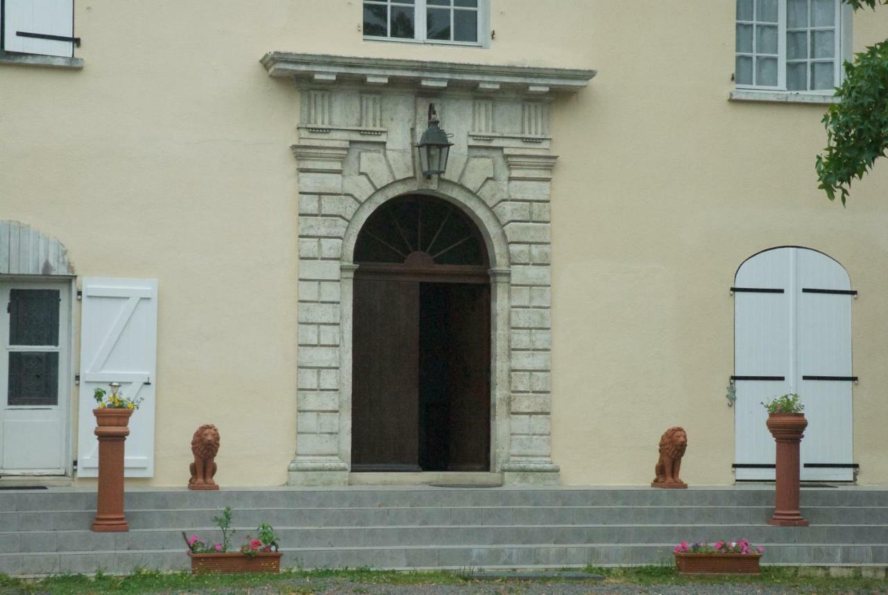 Le Clos Des Cedres B&B ลาโรชฟูโกลด์ ภายนอก รูปภาพ